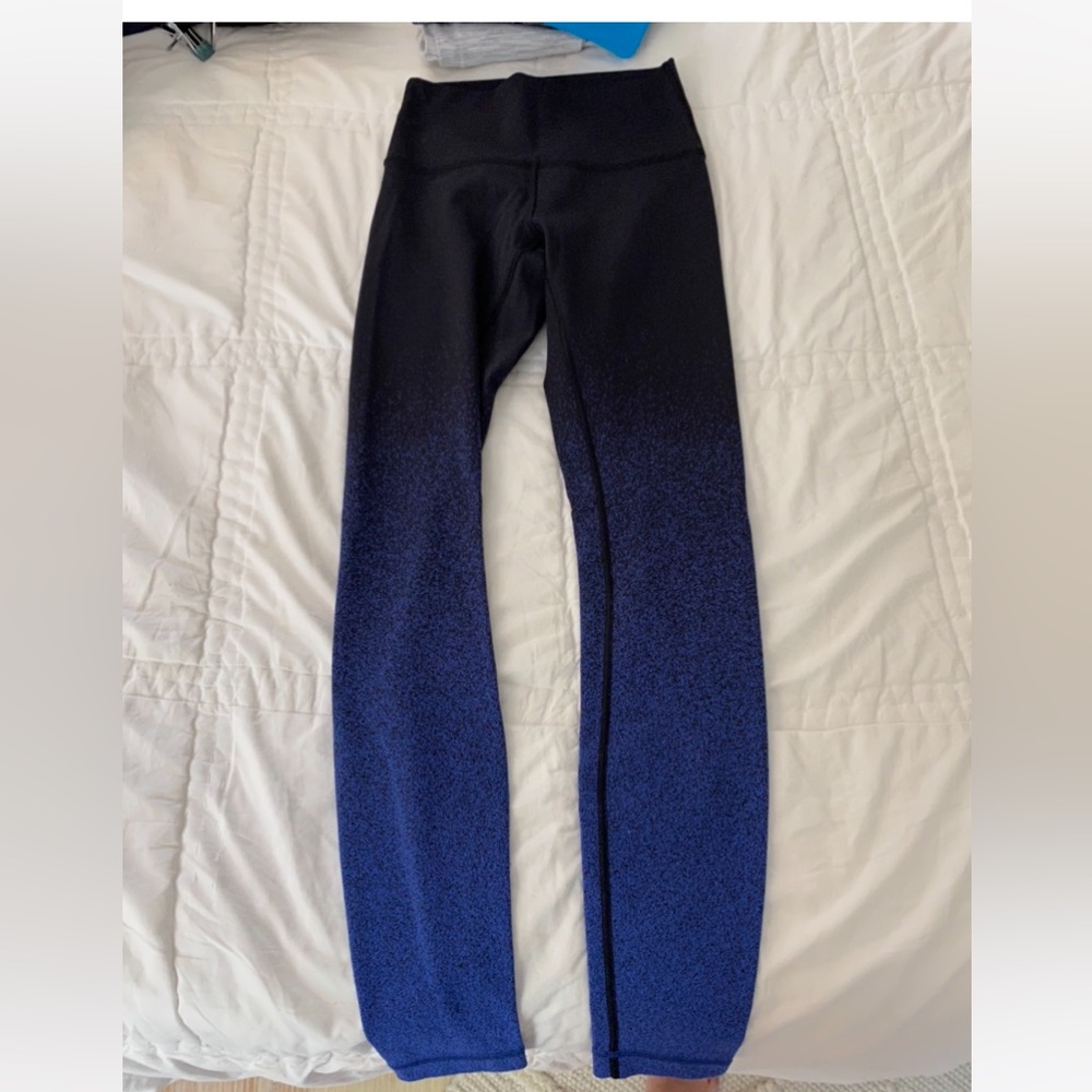 Lululemons 28” black/fade blue leggings Size 4